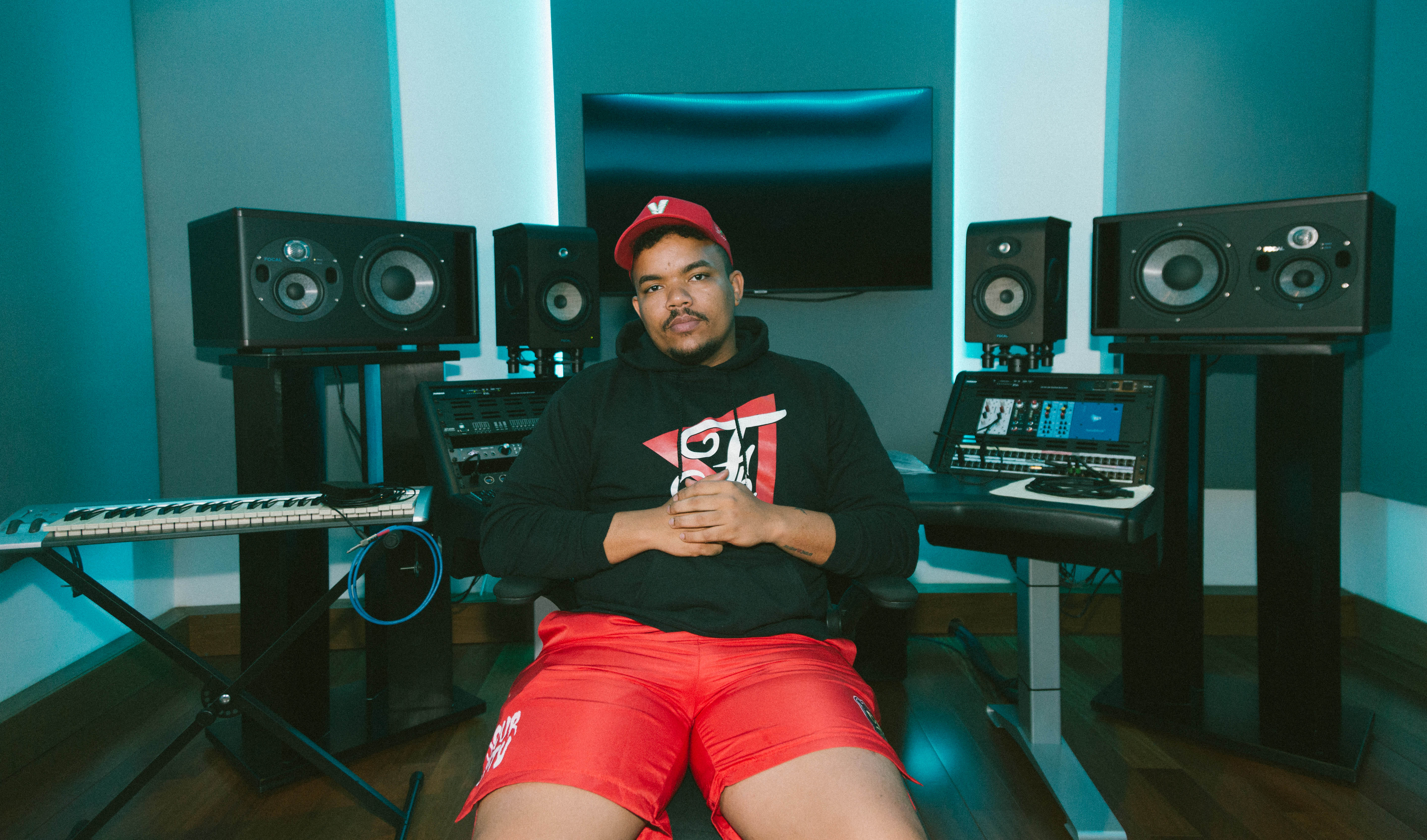 Franyer Beatz en su estudio de producción